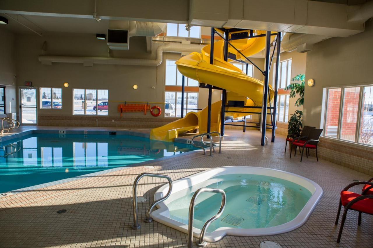 Peavine Inn & Suites High Prairie Eksteriør bilde