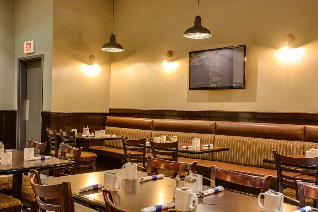Peavine Inn & Suites High Prairie Restaurant bilde