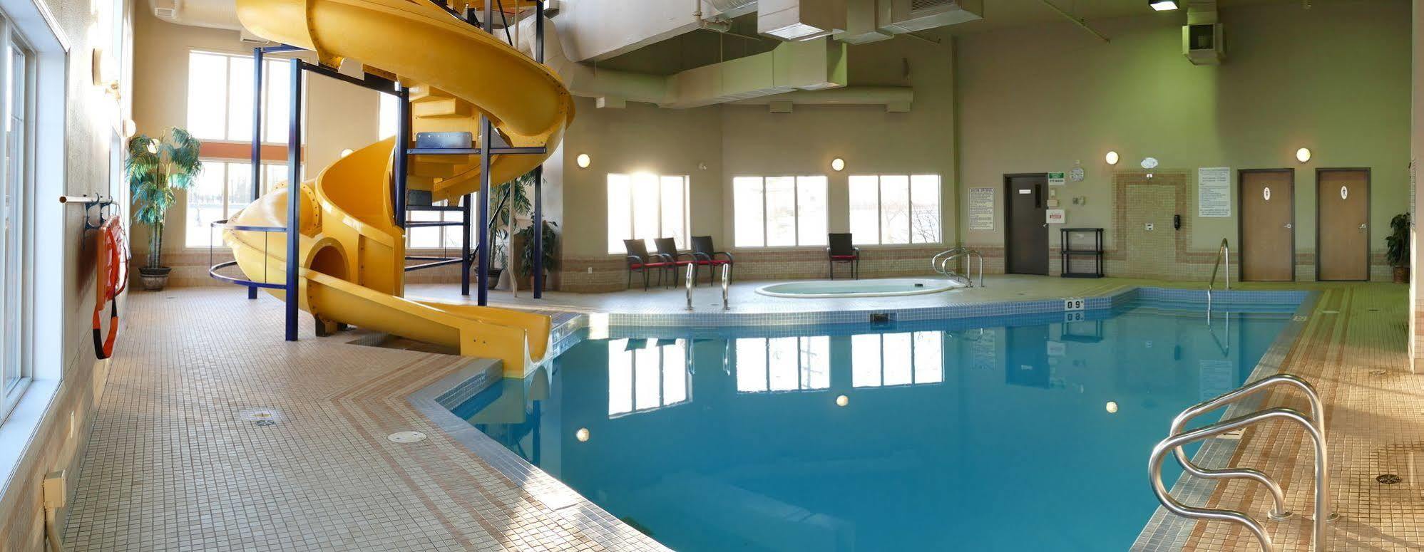 Peavine Inn & Suites High Prairie Eksteriør bilde